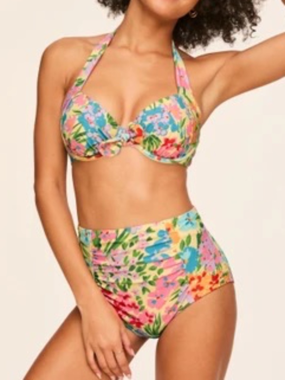 NEW Adore Me Shelby Contour Bikini 32DDD High Waisted Bottoms M Tossed Bouquet
